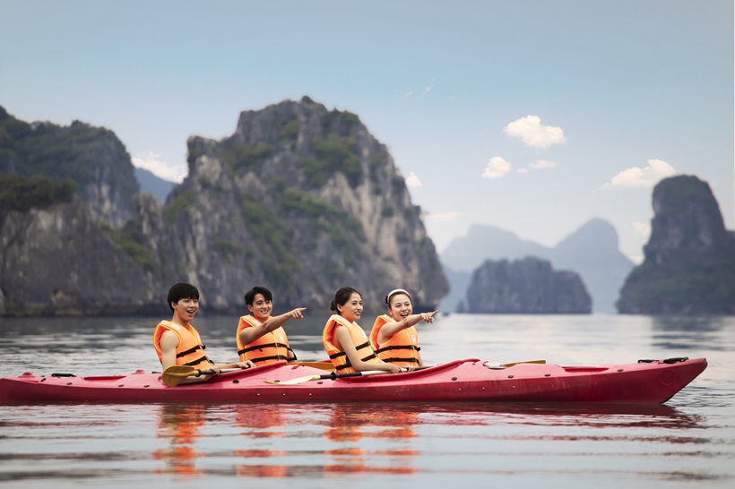 chèo kayak tour thăm vịnh Bái Tử Long 1 ngày - Bai Tu Long Bay 1 day tour